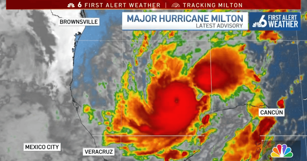 Un météorologiste retient ses larmes en parlant de l'ouragan Milton en direct à la télévision