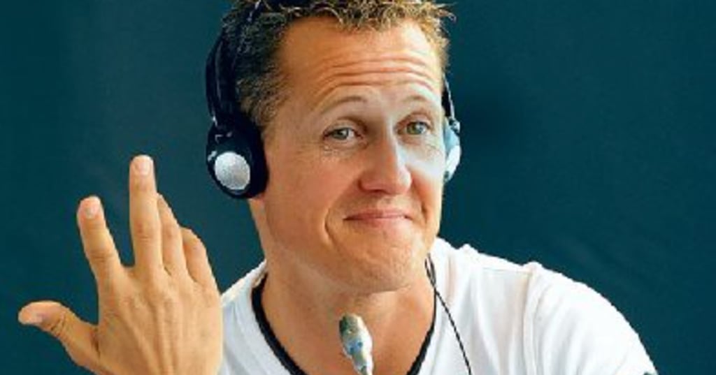 Michael Schumacher communique maintenant avec les yeux