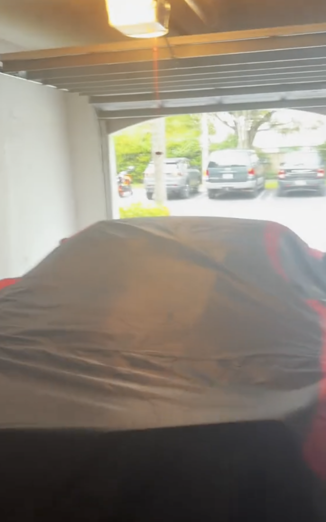 Voici ce qui est arrivé à la Corvette emballée par son propriétaire avant le passage de l'ouragan Milton