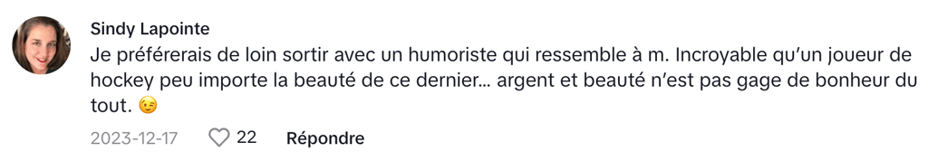 Un humoriste dévoile que sa blonde est déjà sortie avec un joueur des Canadiens. 