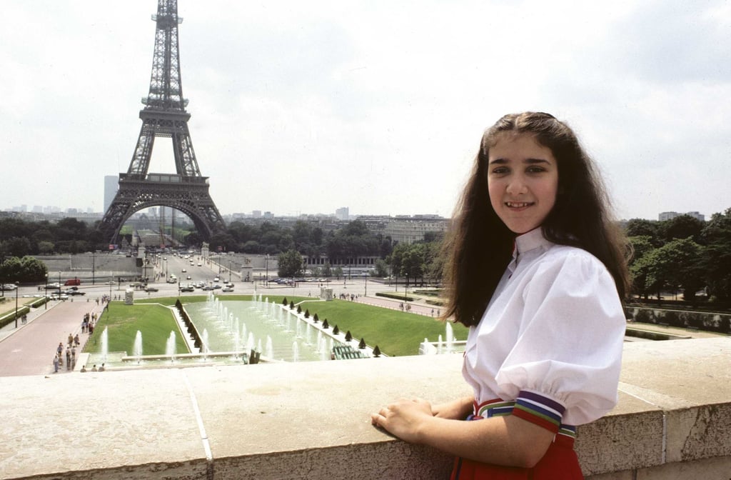 Des photos de Céline Dion lors de son premier voyage à Paris en 1982 refont surface sur la toile