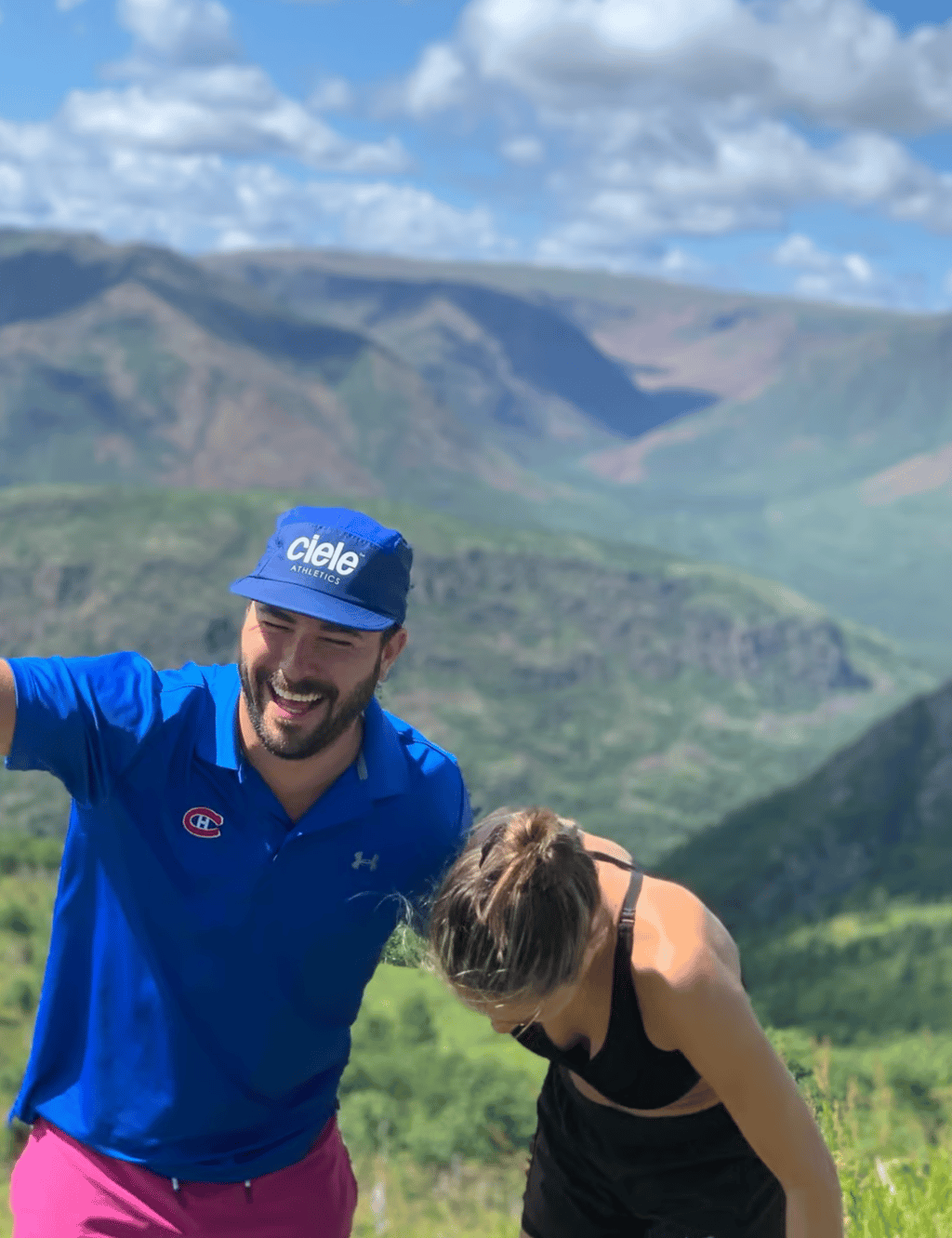 En deuil, Maripier Morin partage de nombreuses photos de son frère Raphaël qui s'est enlevé la vie