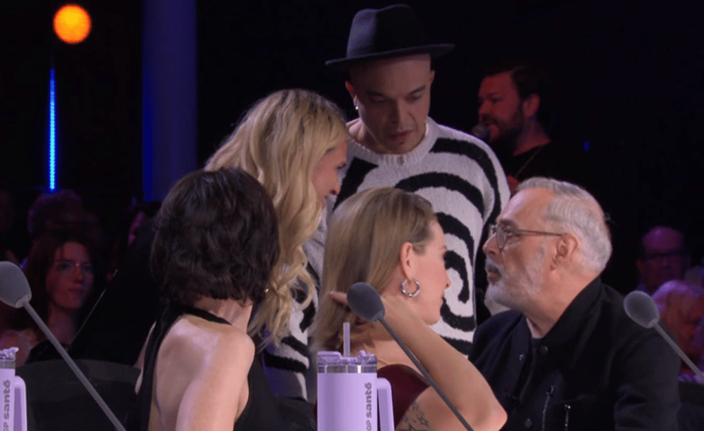 La femme Rachid Badouri fait une apparition surprise sur le plateau de Quel talent! 