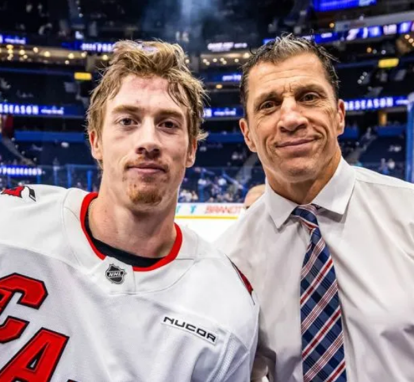 Le fils de Rod Brind'Amour signe avec les Hurricanes