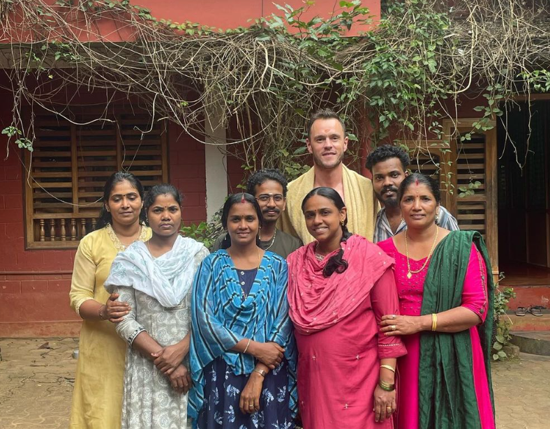 Jonathan Toews est allé en Inde pour trouver une solution à ses problèmes de santé