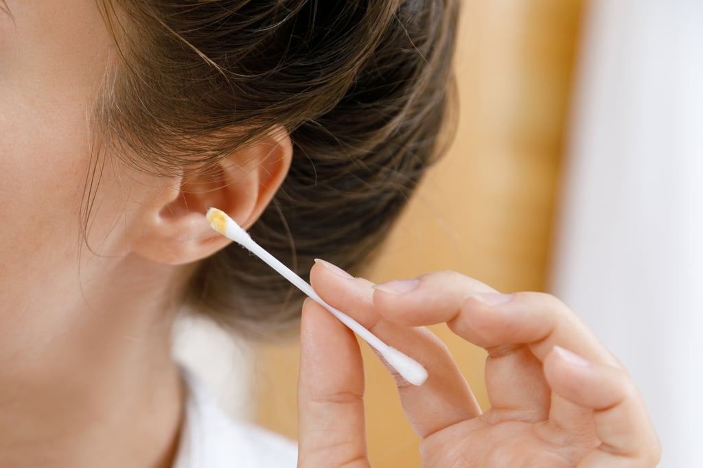 Un médecin lance un important avertissement concernant les coton-tiges dans les oreilles.