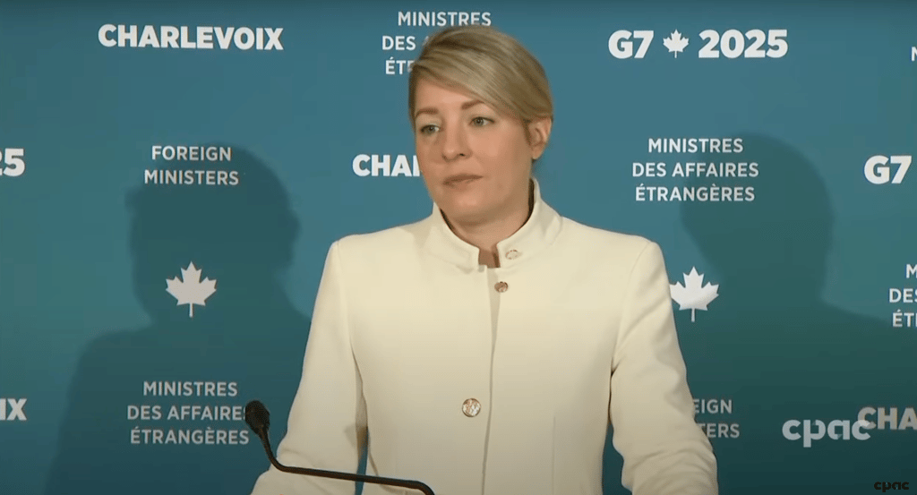 Mélanie Joly lance un puissant message à l'administration Trump