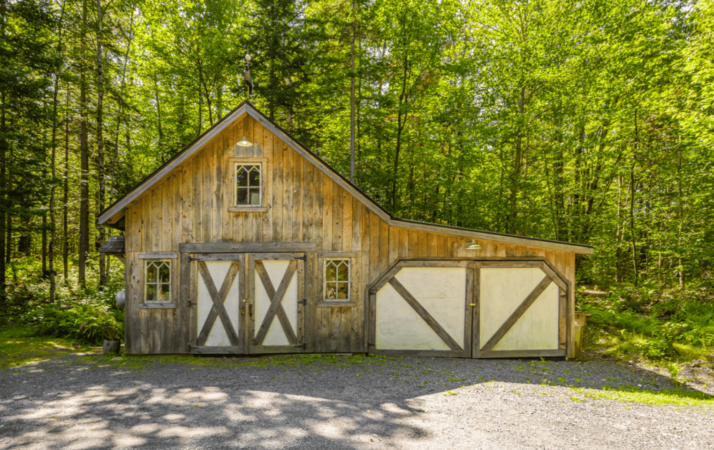 Jean-Philippe Dion annonce que le chalet de La vraie nature est à louer et le prix est étonnamment abordable