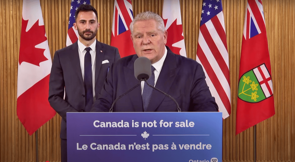 Doug Ford impose des tarifs de 25 % sur les exportations d’électricité vers les États-Unis
