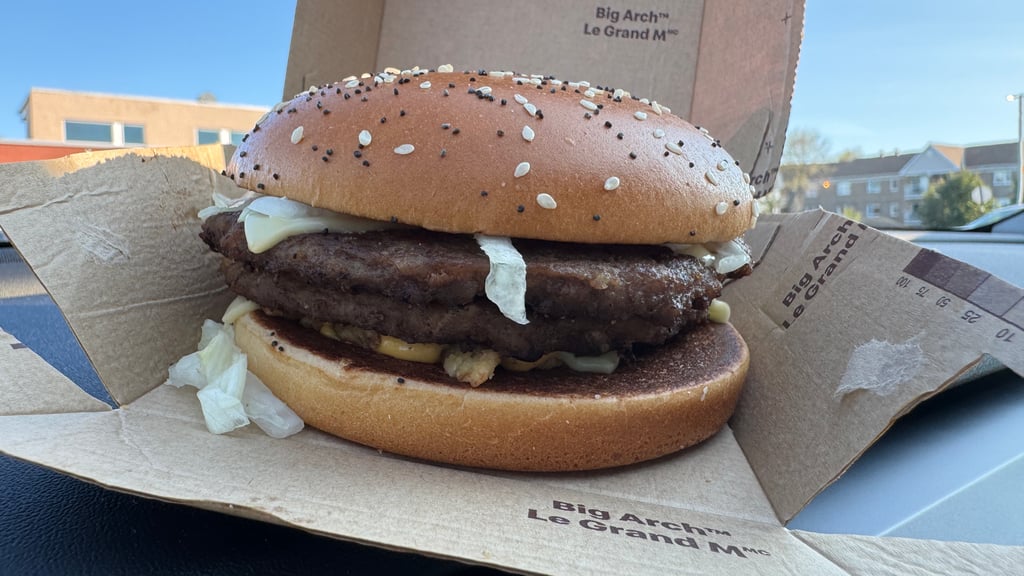 On a essayé le nouveau burger McDo et un détail nous a sauté aux yeux en ouvrant la boîte