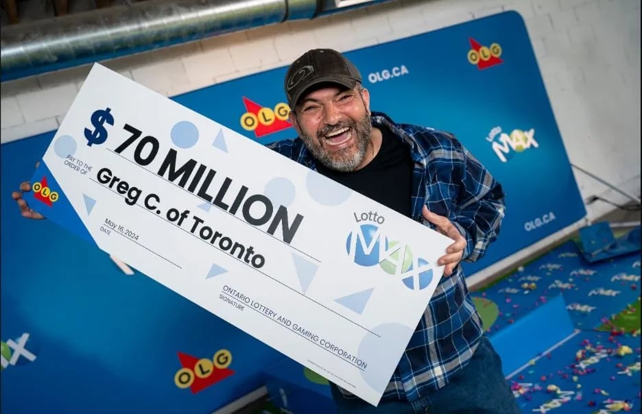 Il remporte 70 millions $ au Lotto Max et il compte en faire profiter sa famille