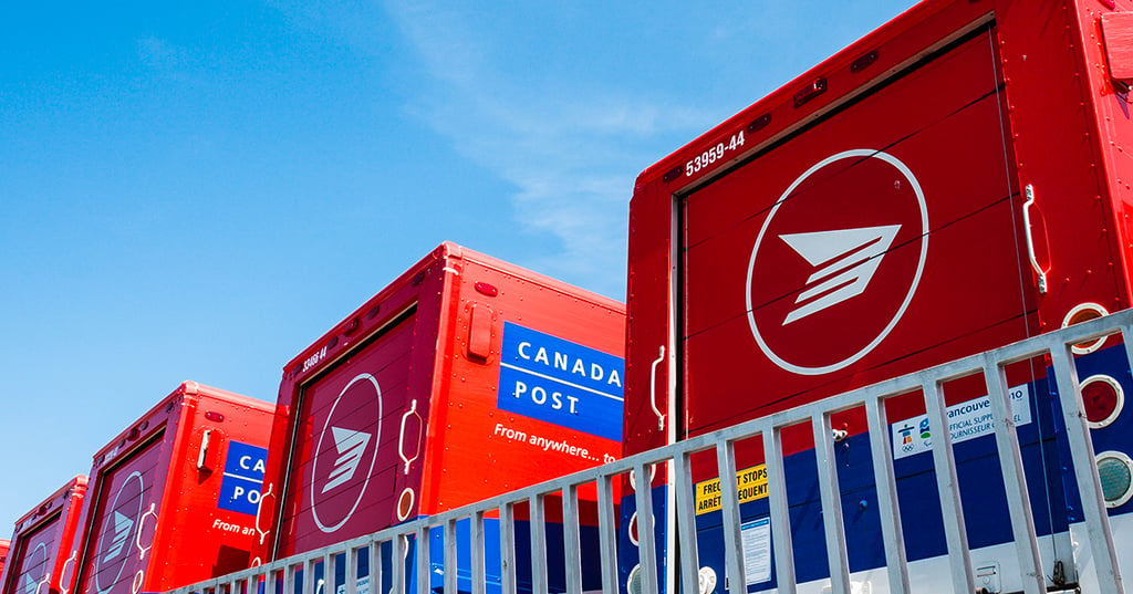 On sait combien de colis accumulés par Postes Canada attendent d’être livrés