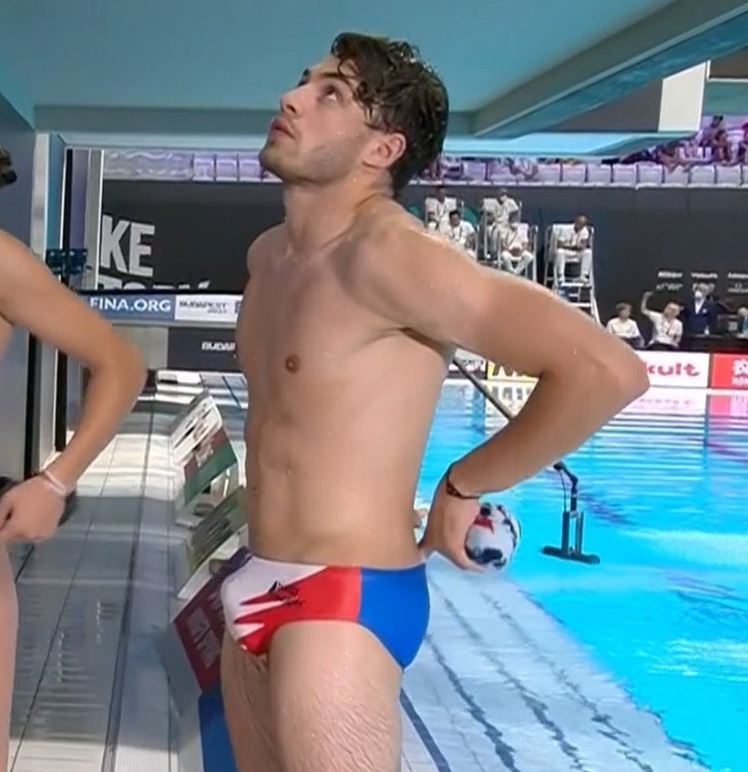 French diver Jules Bouyer receives interesting offer thanks to his famous bulge at Paris Olympics!