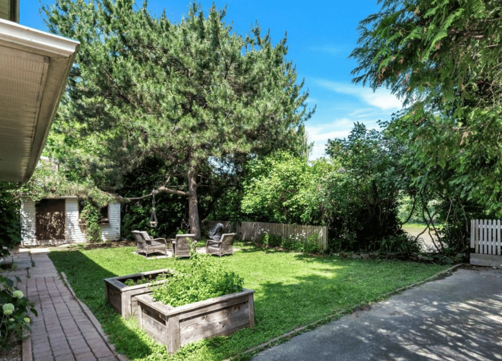 Résidence centenaire avec vue sur la rivière