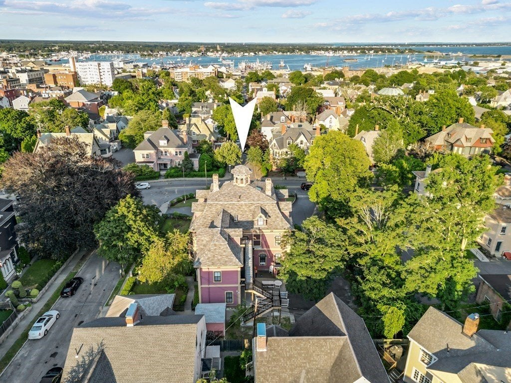 Impressionnante maison de 1805 au charme historique