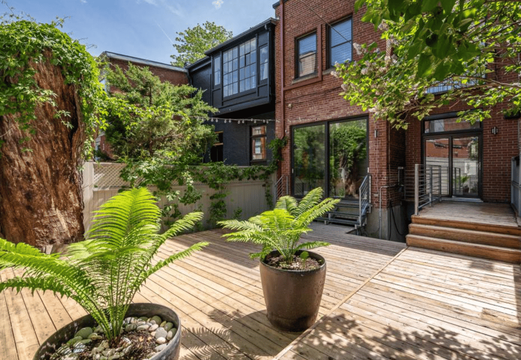 Maison de ville centenaire au coeur de Montréal