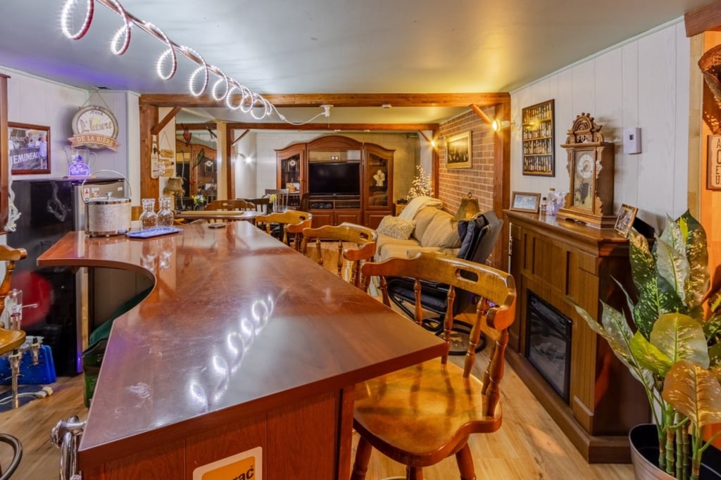 Ravissante maison de 269 900 $ vendue meublée