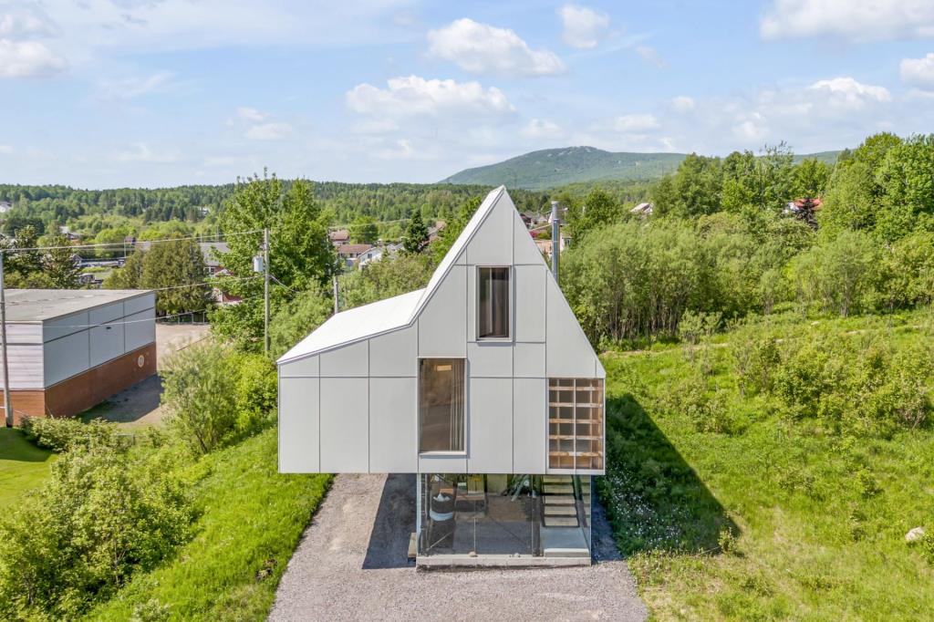 Merveille architecturale de conception unique dans la région de Québec