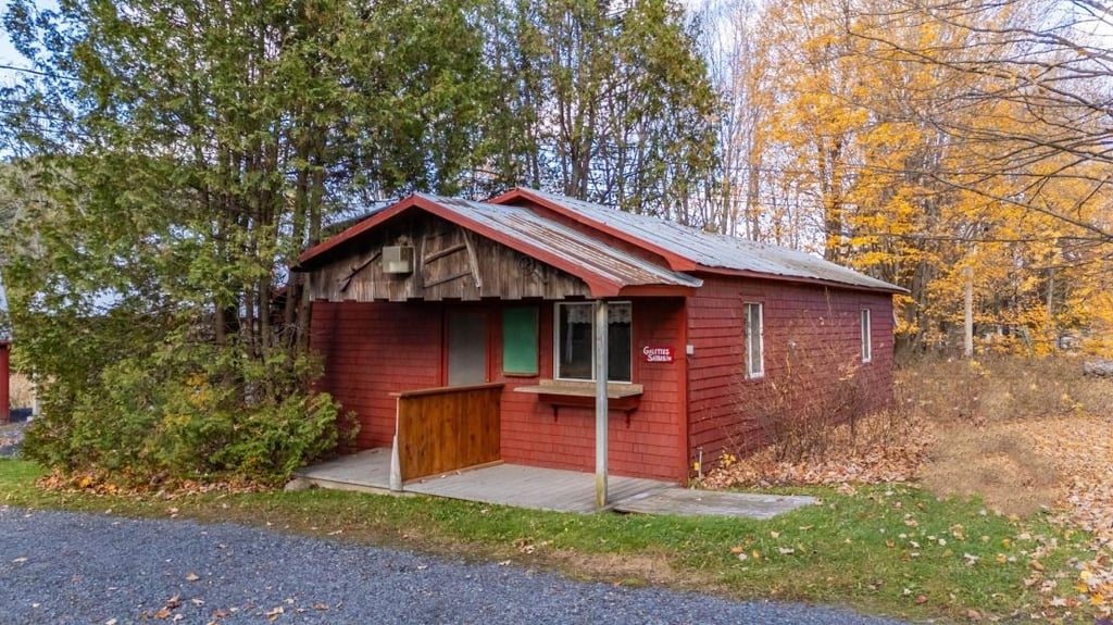 Le fameux Moulin La Pierre est à vendre!