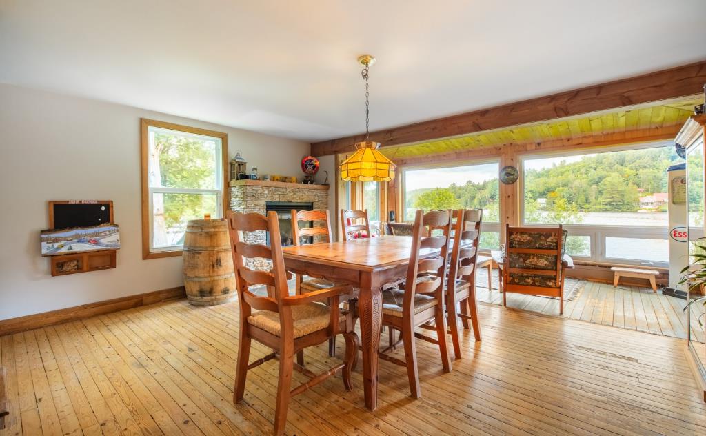 Chalet champêtre situé dans un havre relaxant au cœur des Laurentides