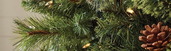 Voici quelques conseils pratiques pour choisir un arbre de Noël synthétique qui correspondra à vos attentes et à votre décor