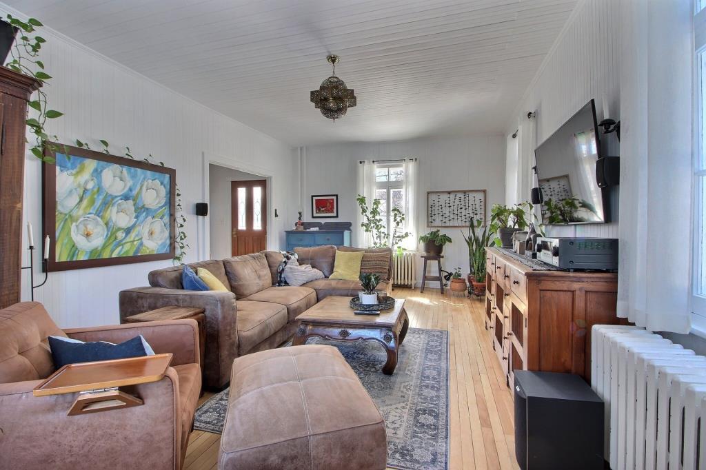Ravissante maison d'antan à vendre pour 325 000 $