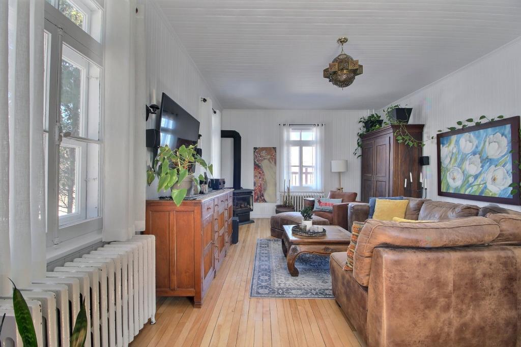 Ravissante maison d'antan à vendre pour 325 000 $