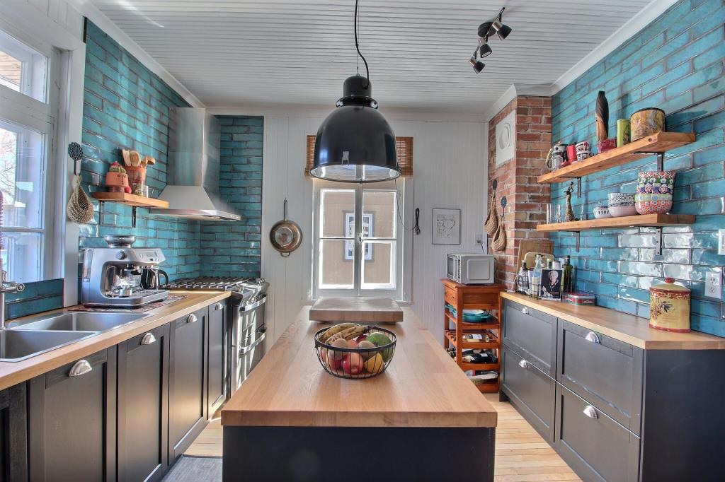 Ravissante maison d'antan à vendre pour 325 000 $