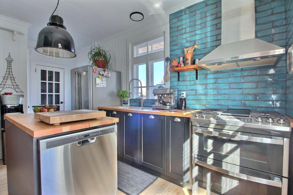 Ravissante maison d'antan à vendre pour 325 000 $