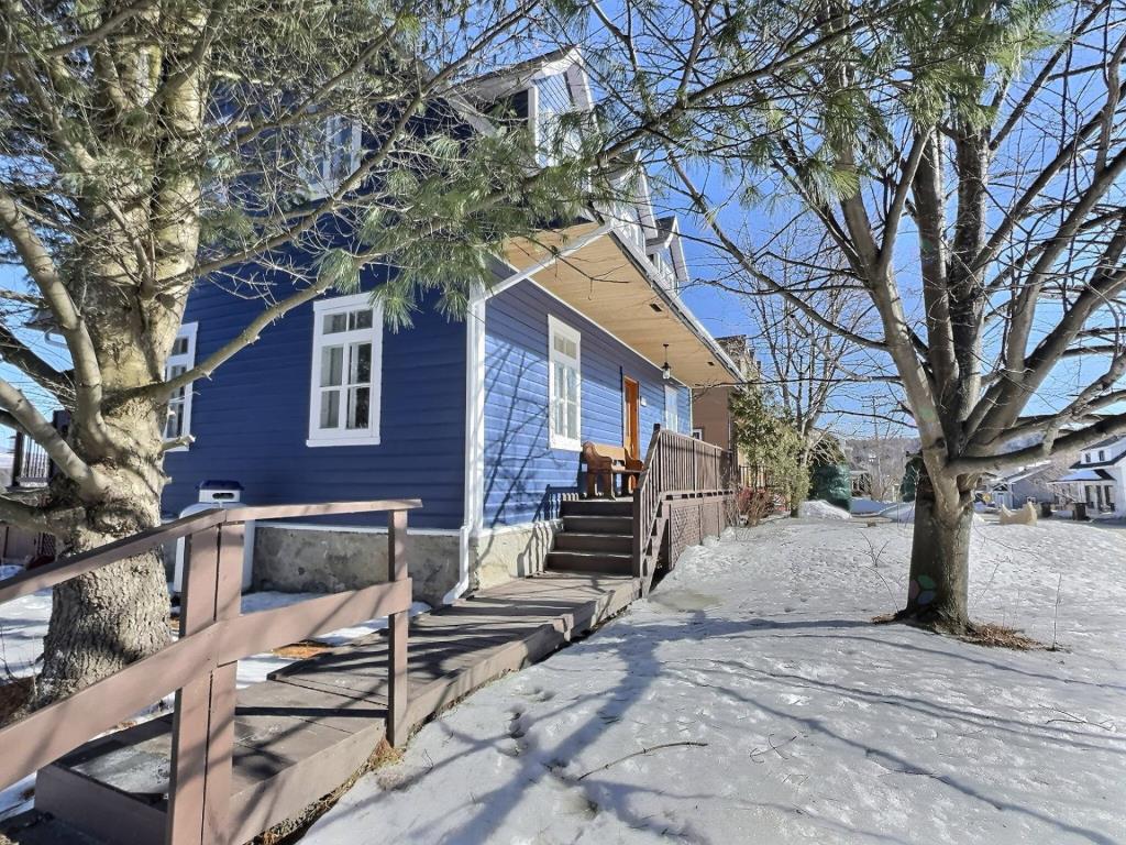 Ravissante maison d'antan à vendre pour 325 000 $
