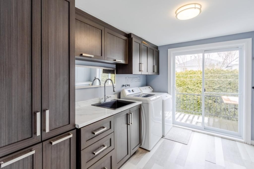 Venez découvrir les autres pièces de cette charmante maison de 399 000 $