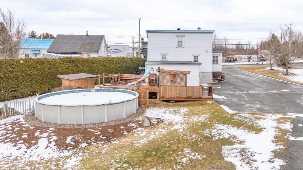 Venez découvrir les autres pièces de cette charmante maison de 399 000 $