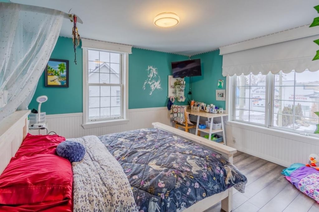 Venez découvrir les autres pièces de cette charmante maison de 399 000 $