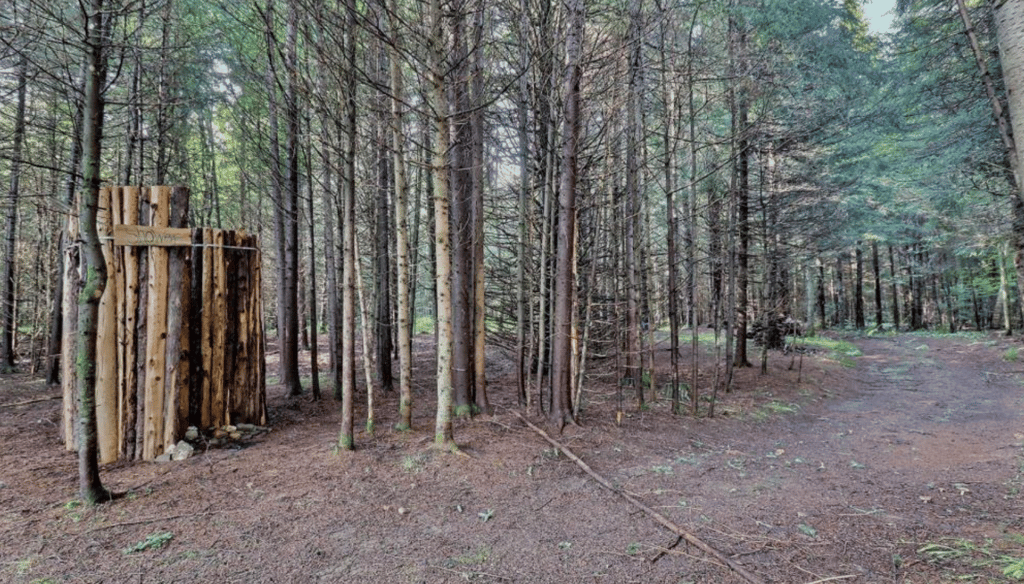 Fermette pleine de cachet sur 15 acres de forêt