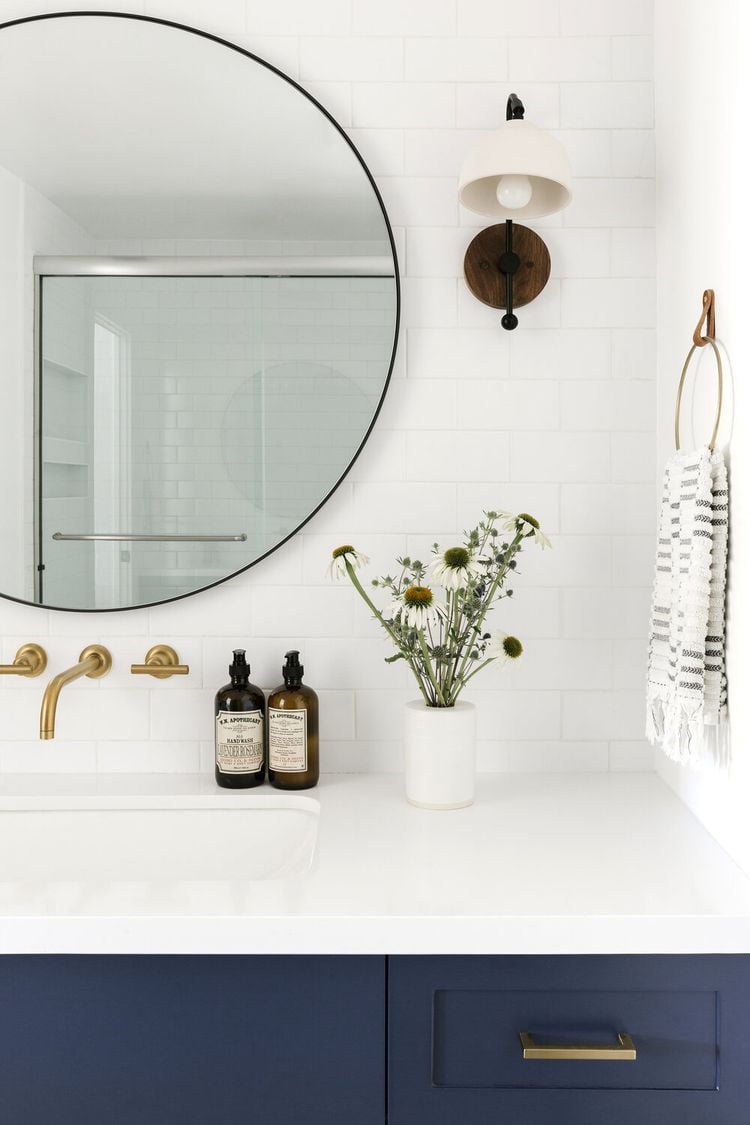 10 conseils pour que votre salle de bain sente toujours bon