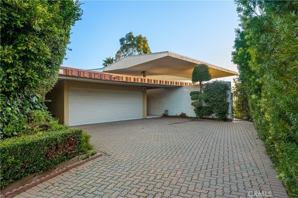 Importante baisse de prix pour cette maison de 1962 qui a du mal à trouver preneur