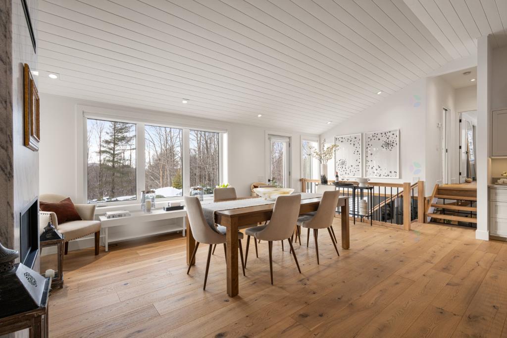 Vaste terrain, design somptueux: une demeure rénovée prête à accueillir vos rêves