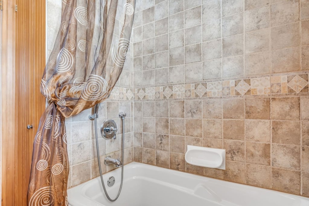 Charmant bungalow de 399 000 $ nouvellement sur le marché