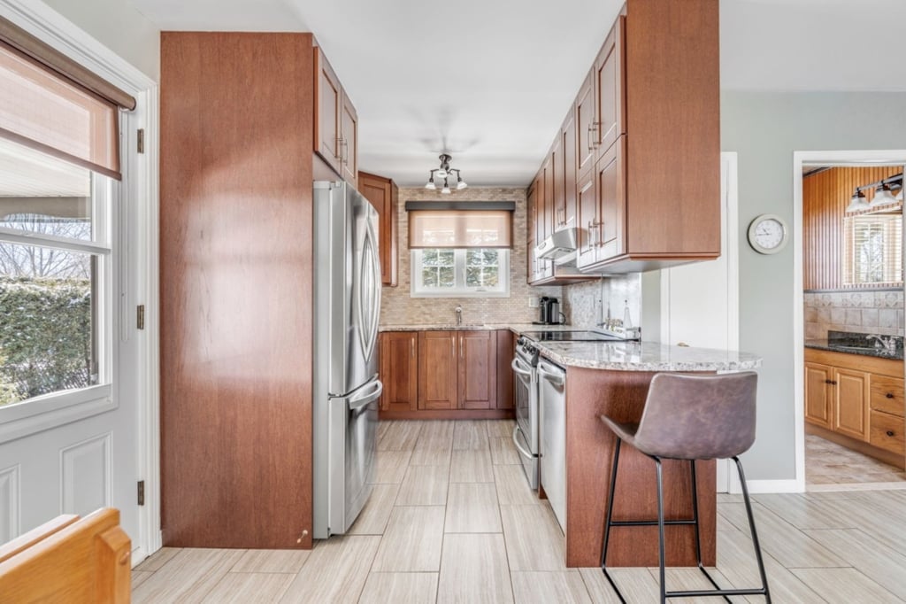 Charmant bungalow de 399 000 $ nouvellement sur le marché