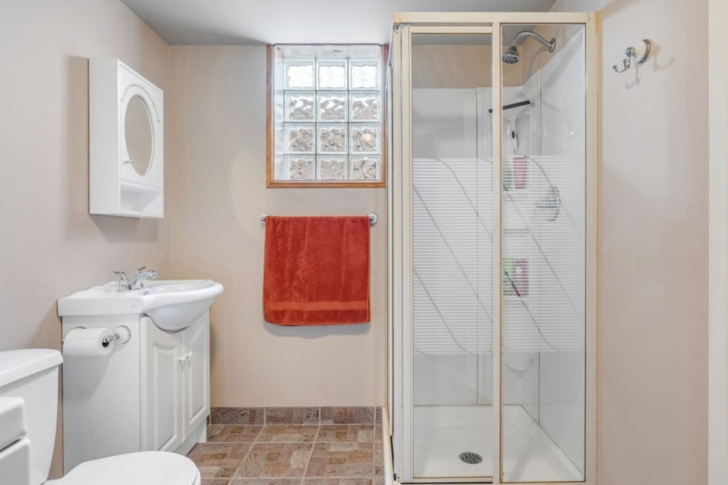 Charmant bungalow de 399 000 $ nouvellement sur le marché