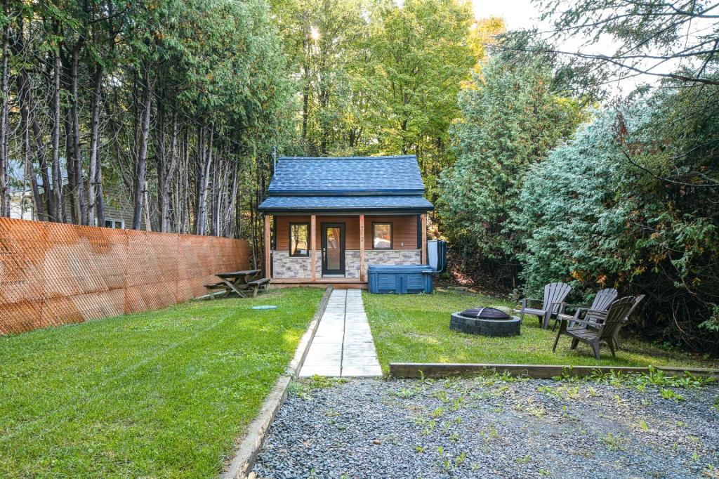 Prix revu à la baisse pour ce refuge rénové avec goût et vendu meublé