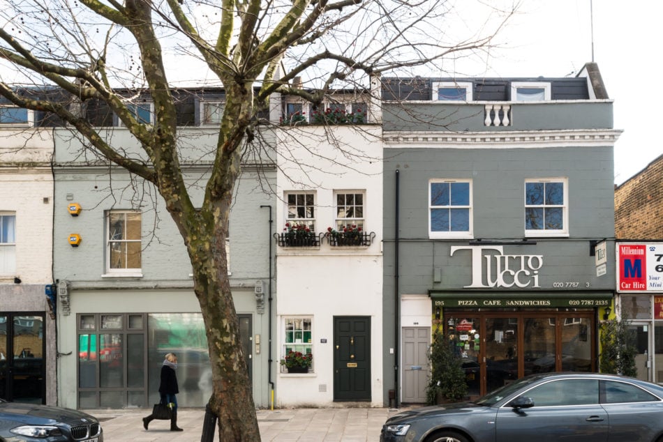 Seriez-vous capable de vivre dans cette fameuse maison de Londres qui mesure à peine 7 pieds de large?