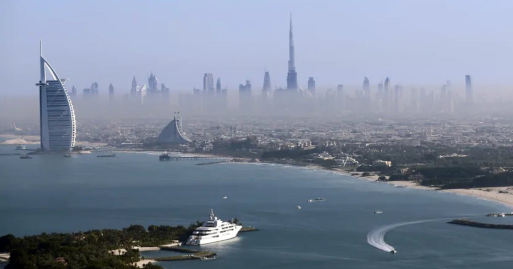 À l'intérieur du plus haut bâtiment du monde : le Burj Khalifa