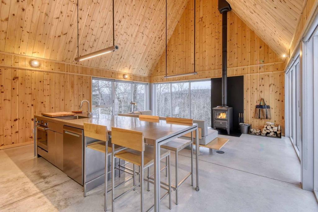 Incomparable chalet meublé en harmonie avec la nature