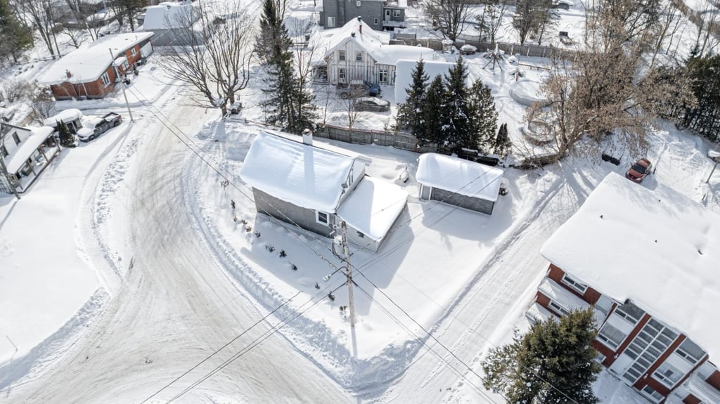 Jetez un coup d’œil à cette coquette maison de 249 000 $ nouvellement sur le marché