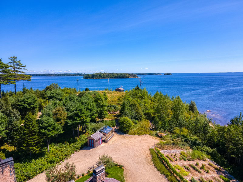 Vous pourriez vivre sur cette île autosuffisante pendant 1 an sans jamais avoir à la quitter