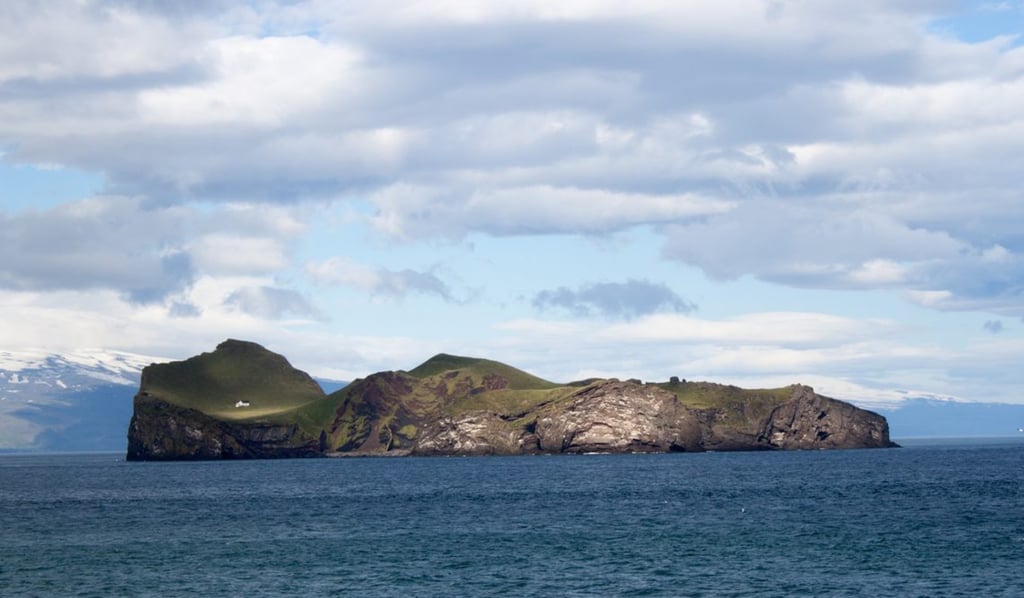 Avez-vous entendu parler des rumeurs à propos de cette fameuse maison isolée sur une île?