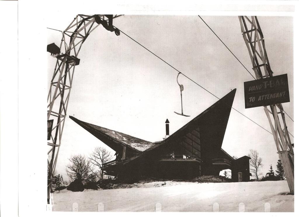 Unique au Québec! Ancien centre de ski converti en spectaculaire propriété résidentielle