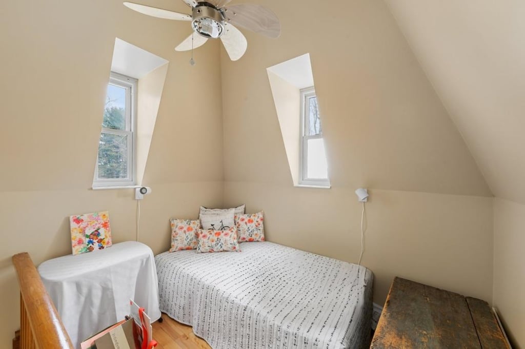 Charme ancestral et loft moderne : une beauté rénovée avec soin