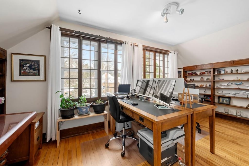 Charme ancestral et loft moderne : une beauté rénovée avec soin